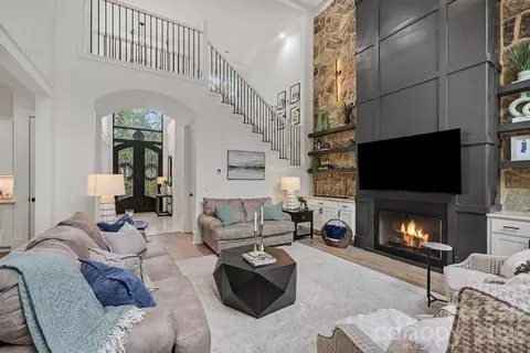 Living - 209 E Glenview Dr, Salisbury, NC 28147 photo 1 of 1