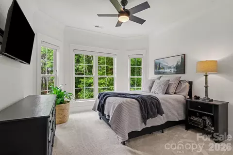 Bedroom - 209 E Glenview Dr, Salisbury, NC 28147 photo 3 of 4