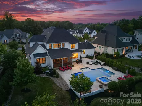 17106 Arkansas Ln, Davidson, NC 28036