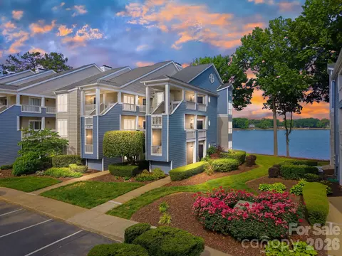 913 Southwest Dr, Davidson, NC 28036