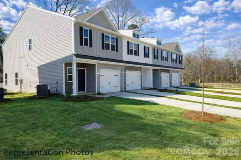 5933 Wallace Ave, Charlotte, NC 28227