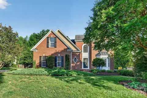 129 Doby Creek Ct, Fort Mill, SC 29715