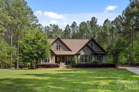 6819 Steele Rd, Waxhaw, NC 28173