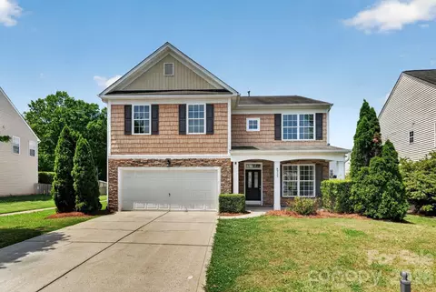 8915 Merrie Rose Ave, Charlotte, NC 28213