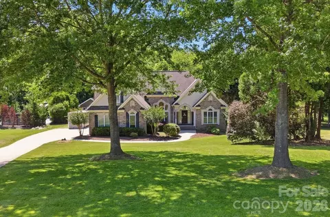 2066 Applebrook Dr, Monroe, NC 28110