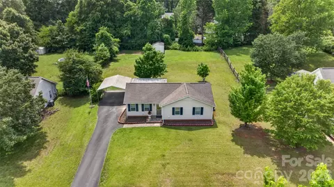 3504 Sassafras Trl, Waxhaw, NC 28173