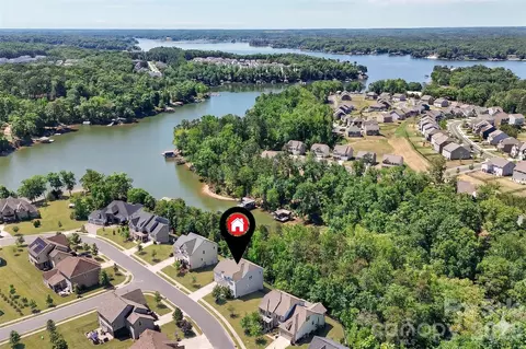 17403 Saranita Ln, Charlotte, NC 28278