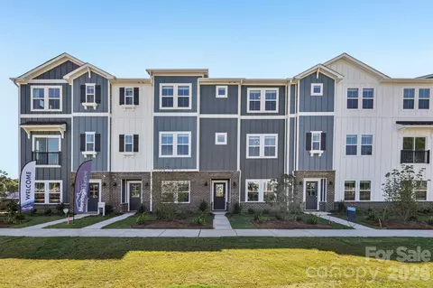 355 Golden Maple Ct, Fort Mill, SC 29708