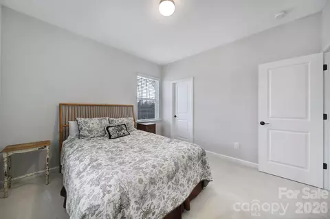 Bedroom - 516 Madison Falls Ct, Fort Mill, SC 29708 photo 4 of 6