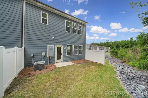Exterior - 516 Madison Falls Ct, Fort Mill, SC 29708 photo 1 of 2