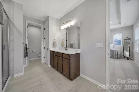 Entry Way - 516 Madison Falls Ct, Fort Mill, SC 29708 photo 5 of 6