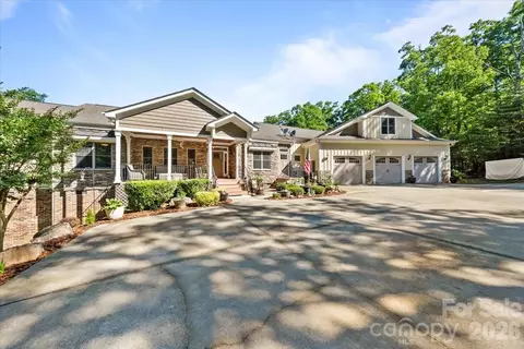 2207 Sierra Trace Rd, Denton, NC 27239
