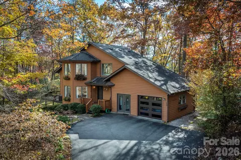 48 Whitaker View Rd, Fairview, NC 28730