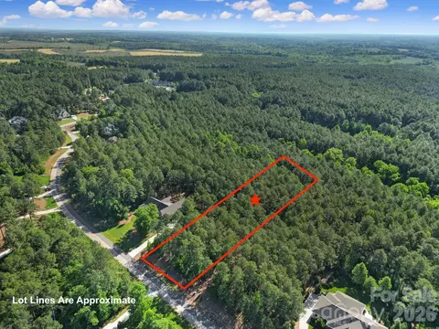 4079 Persimmon Rd, Lancaster, SC 29720 photo 2