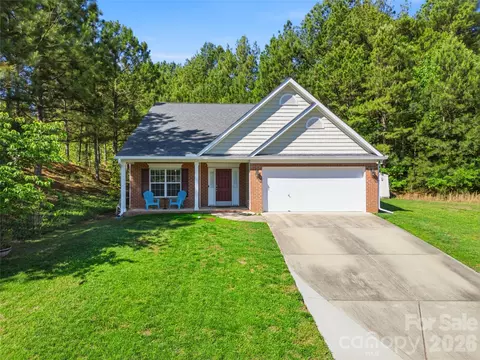 2001 Campfield Ct, Waxhaw, NC 28173