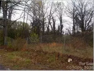 1032 Roy St, Charlotte, NC 28208