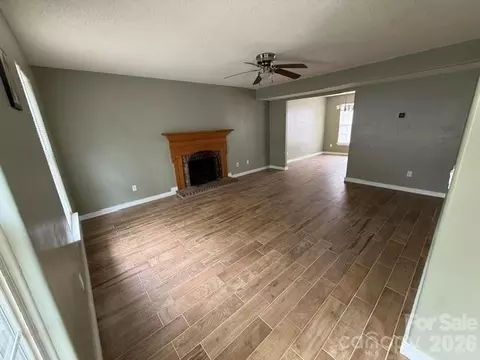 1141 Cureton Pl, Charlotte, NC 28217