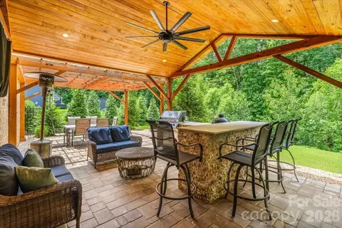 8817 Auburn Whisper Ln, Mint Hill, NC 28227