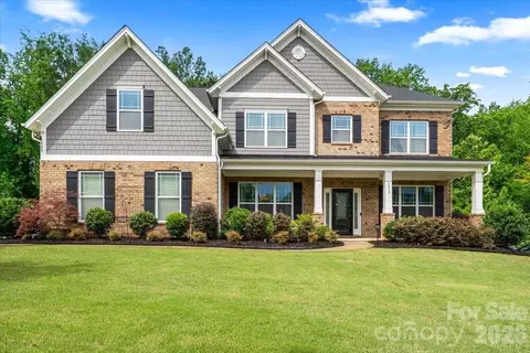 8817 Auburn Whisper Ln, Mint Hill, NC 28227
