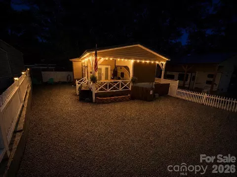 126 Canyon F203 Loop #F203, Mount Gilead, NC 27306