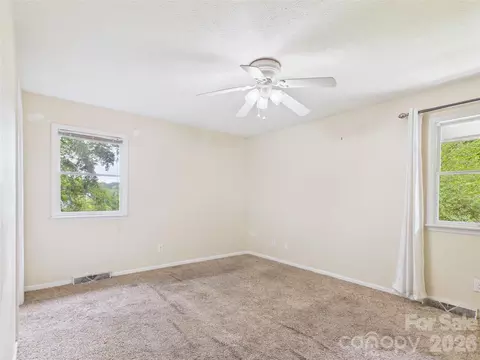 Bedroom - 119 Creekside Dr, Morganton, NC 28655 photo 6 of 10