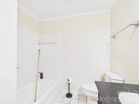 Bath - 119 Creekside Dr, Morganton, NC 28655 photo 1 of 3