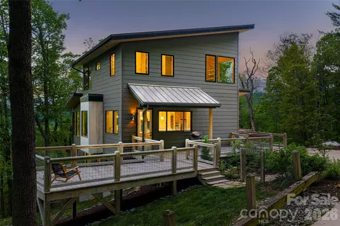 77 Mcintyre Dr # A, Asheville, NC 28803
