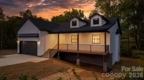47 Tennyson Dr, Taylorsville, NC 28681