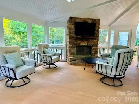 Exterior - 20131 Tailwind Ln, Cornelius, NC 28031 photo 1 of 15