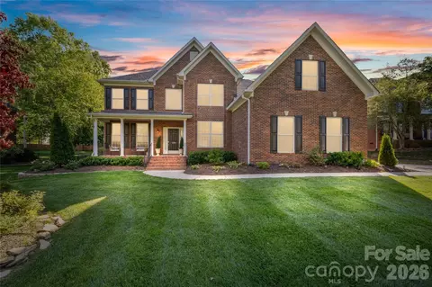1234 Dobson Dr, Waxhaw, NC 28173