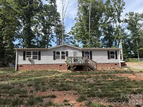 915 Jay Burke Rd, Taylorsville, NC 28681