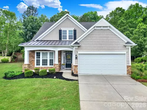 12051 Dunipace Ct, Fort Mill, SC 29707