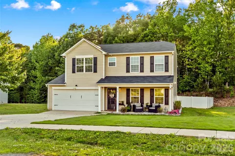 218 Valerie Dr, Lincolnton, NC 28092
