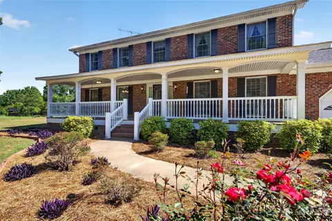 4092 Henry Dellinger Rd, Maiden, NC 28650