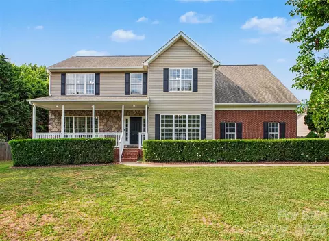 2715 Thornburg Ct, Monroe, NC 28110