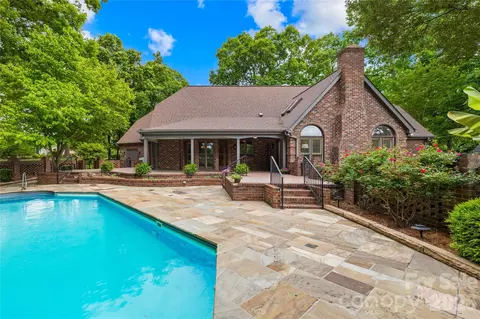 3765 Glenn Oaks Dr, Maiden, NC 28650