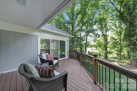 Exterior - 26037 Windjammer Dr, Tega Cay, SC 29708 photo 6 of 9