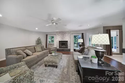 Living - 26037 Windjammer Dr, Tega Cay, SC 29708 photo 2 of 5