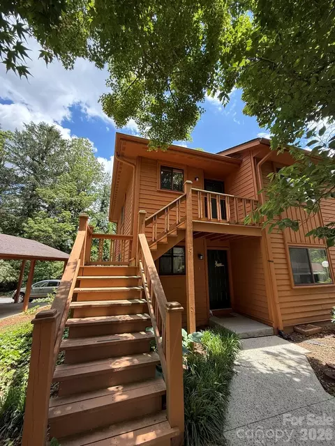 581 Courtwood 6 Ln #6, Hendersonville, NC 28739