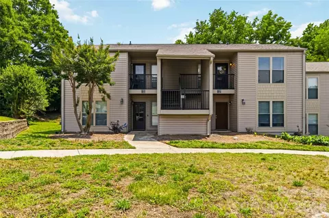 11033 Cedar View Rd, Charlotte, NC 28226