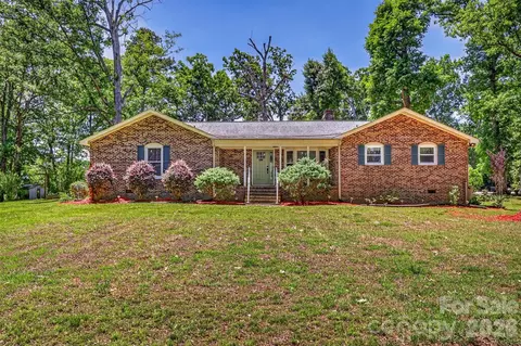 9807 Black Rd, Midland, NC 28107