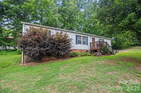 323 Carlyle Rd, Troutman, NC 28166