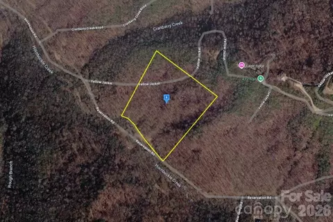 1448 Reservation Rd, Maggie Valley, NC 28751