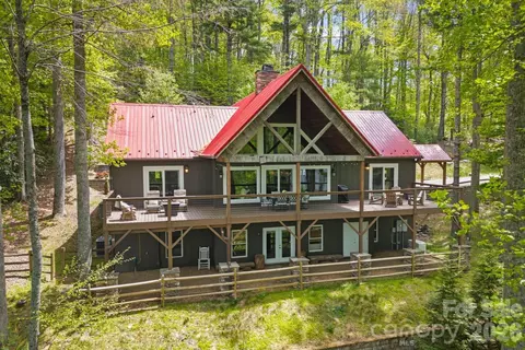 506 Crystal Mountain Rd, Boone, NC 28607