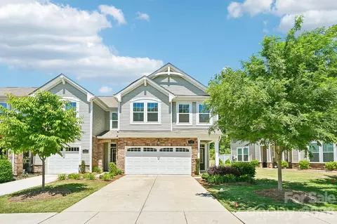 1325 Southern Sugar Dr, Charlotte, NC 28262