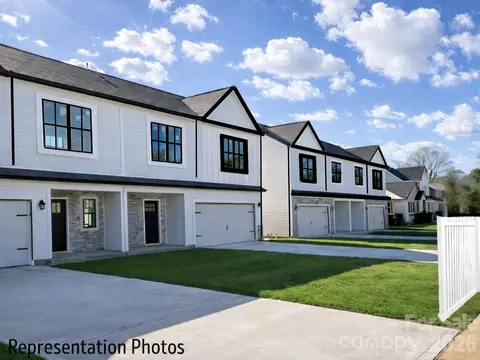 1238 N Sharon Amity Rd, Charlotte, NC 28211