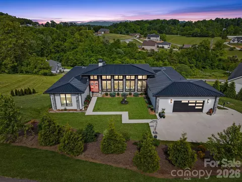165 Israel Rd, Leicester, NC 28748