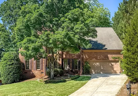 5309 Shasta Hill Ct, Charlotte, NC 28211