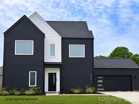 5044 Double Lakes Dr, Charlotte, NC 28212