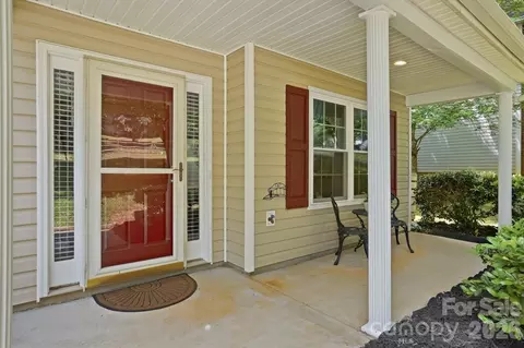 Exterior - 1264 Winding Path Rd, Clover, SC 29710 photo 3 of 8